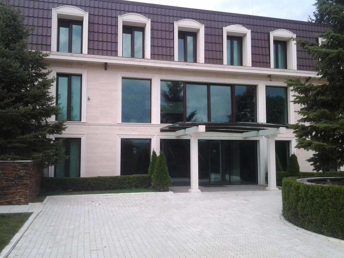 Hotel Villa Ekaterina Vakarel Екстер'єр фото