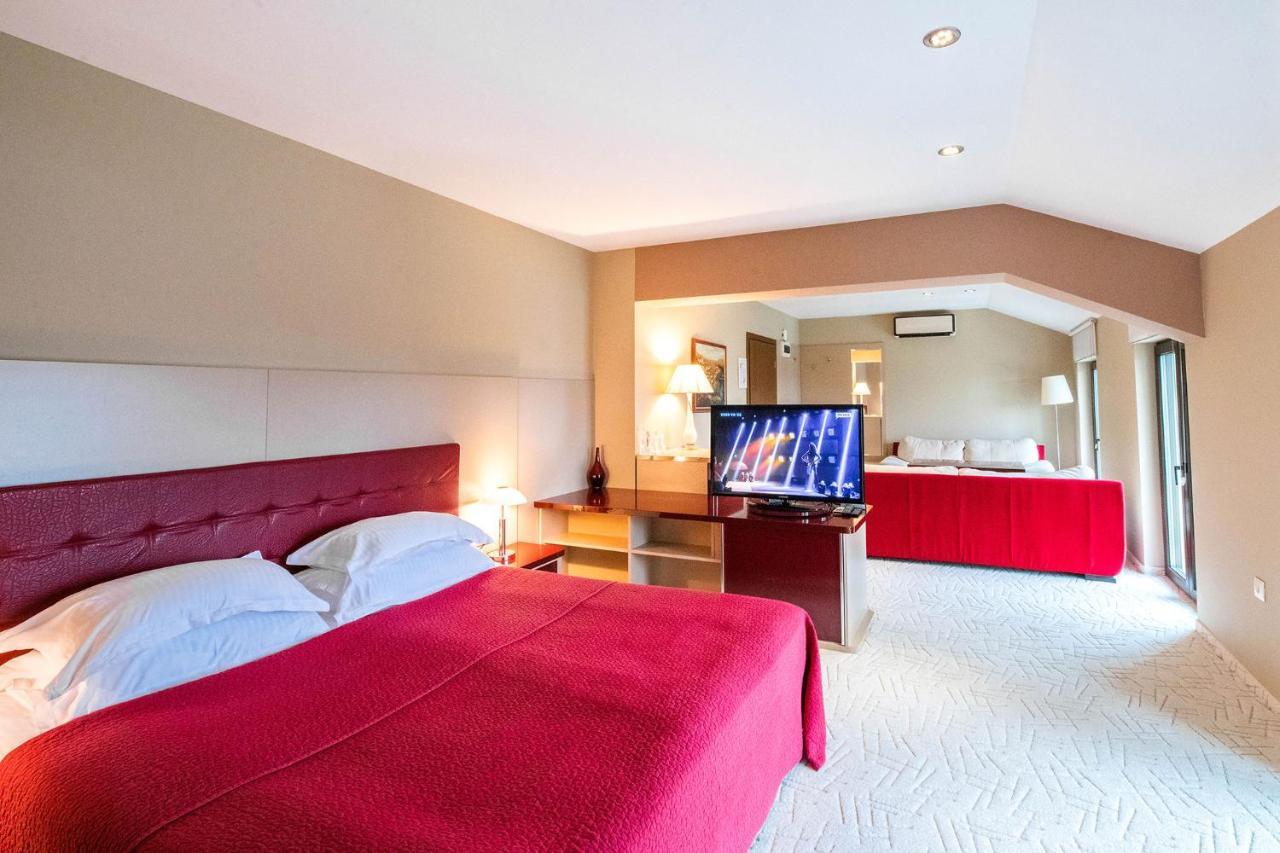 Hotel Villa Ekaterina Vakarel Екстер'єр фото