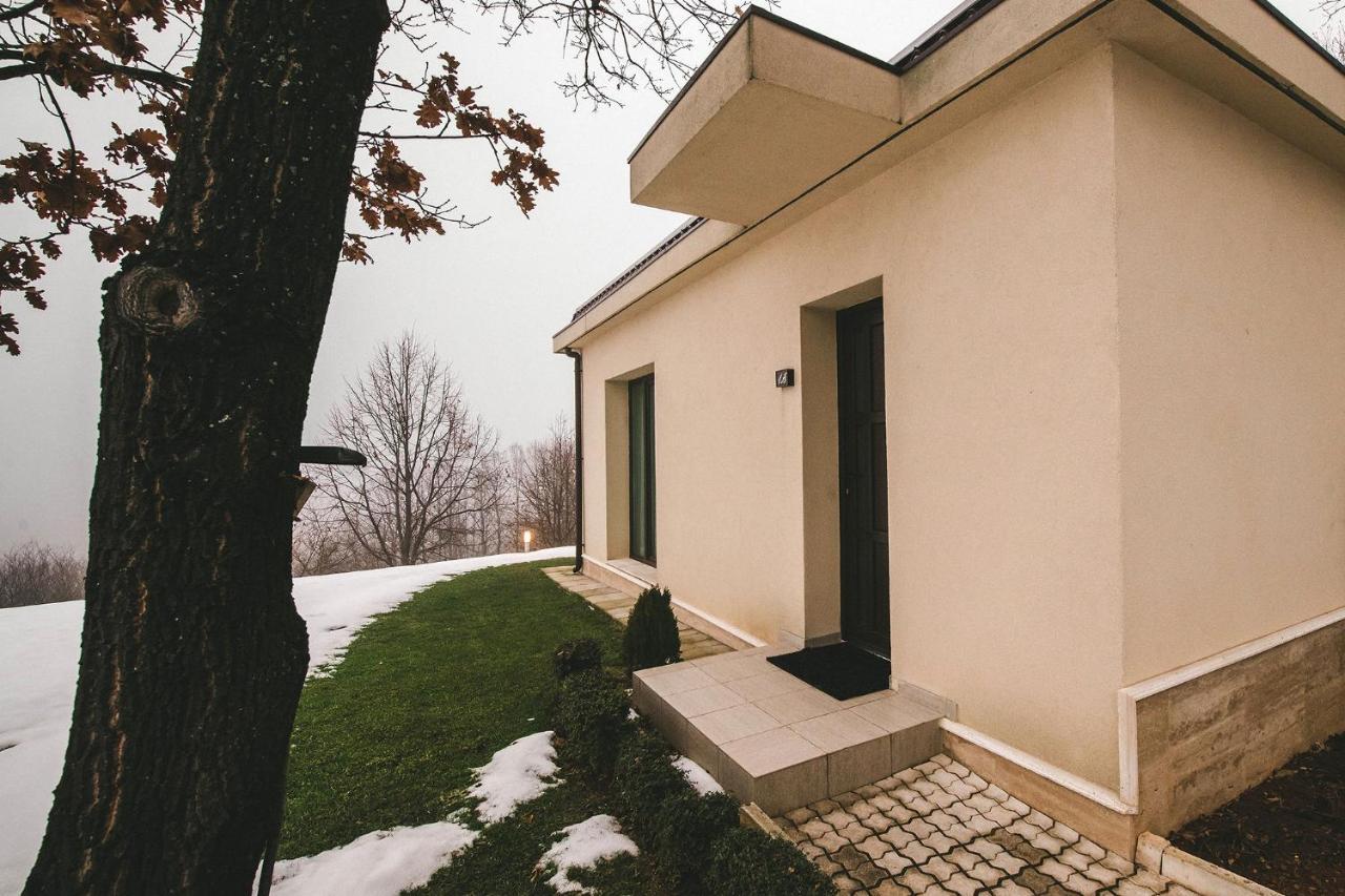 Hotel Villa Ekaterina Vakarel Екстер'єр фото