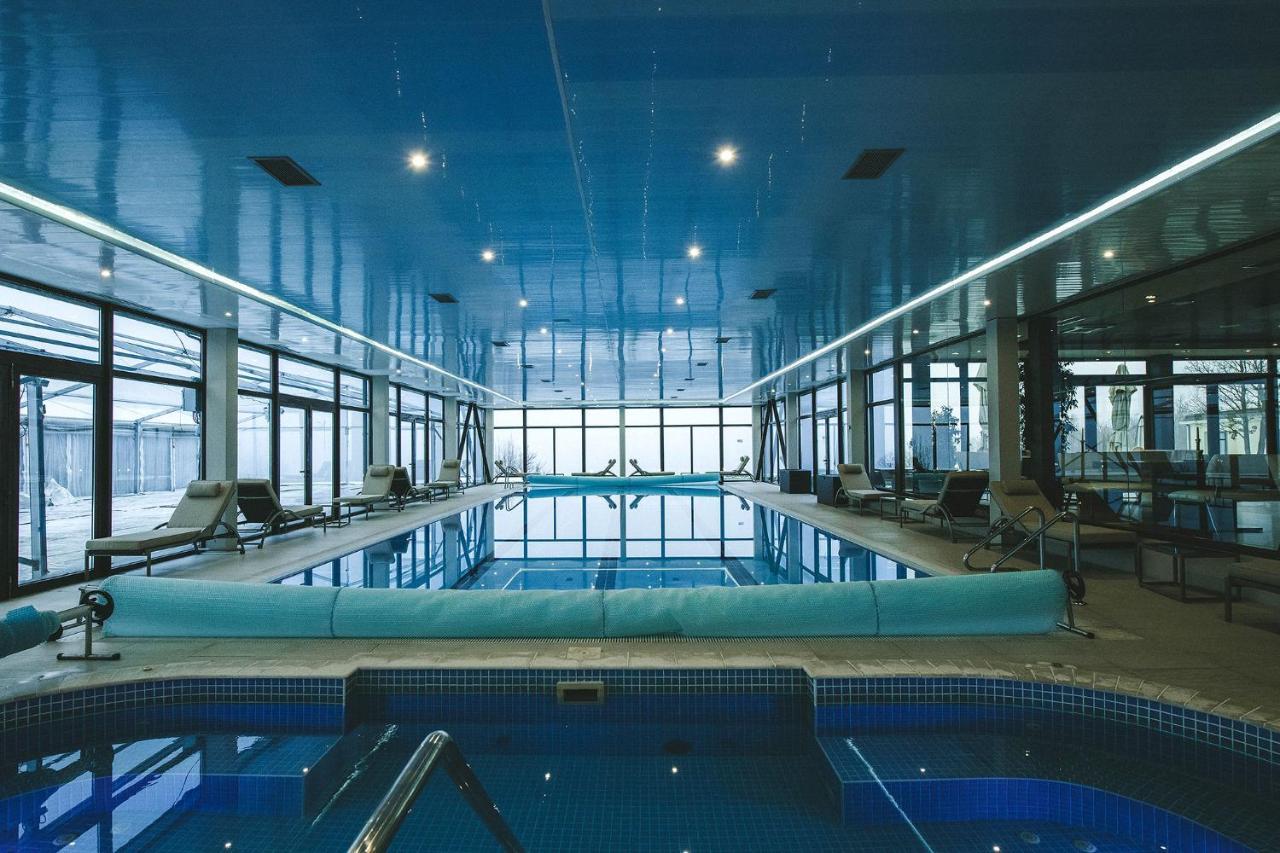 Hotel Villa Ekaterina Vakarel Екстер'єр фото